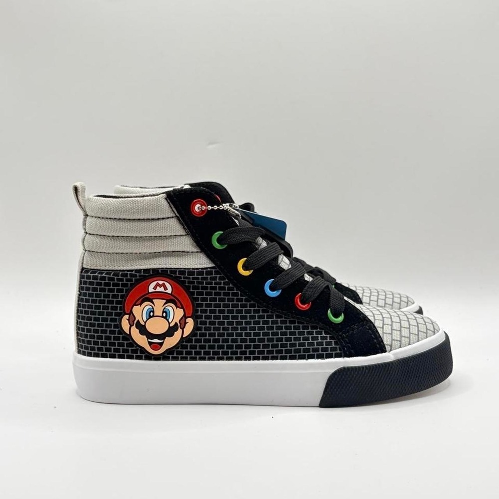 Super Mario Nintendo Kids Black High Top Sneakers Gaming Shoes Size 2Y NEW